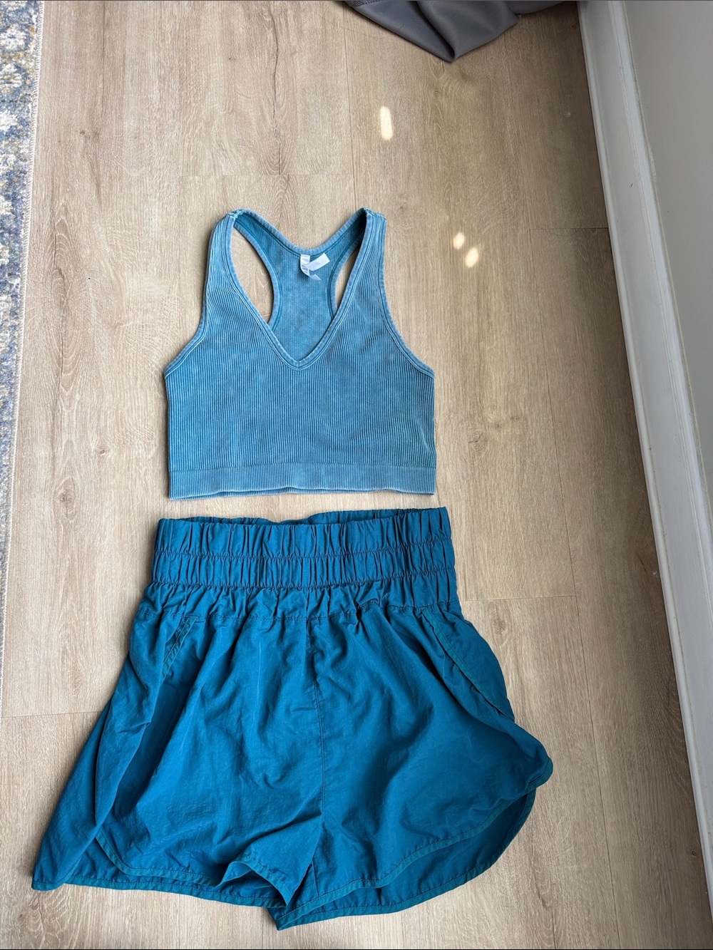 Zenana Outfitters Teal Crop Tank and Teal Shorts Set